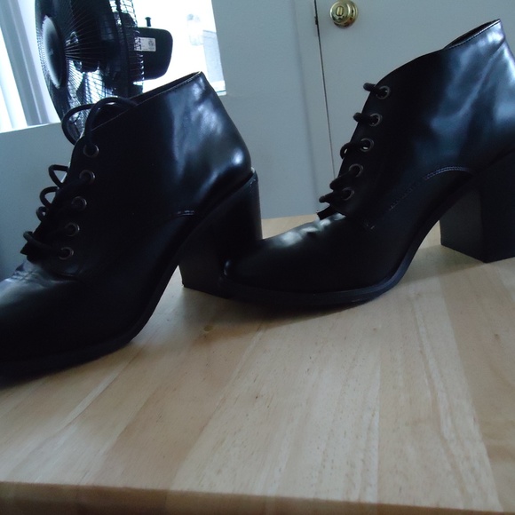 High Heeled Black Lace Up Boots - Picture 2 of 4